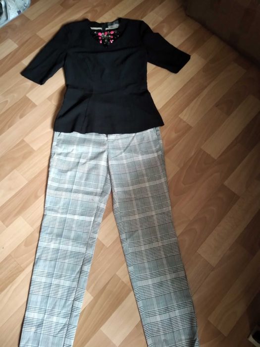 Одежда для девушки р44