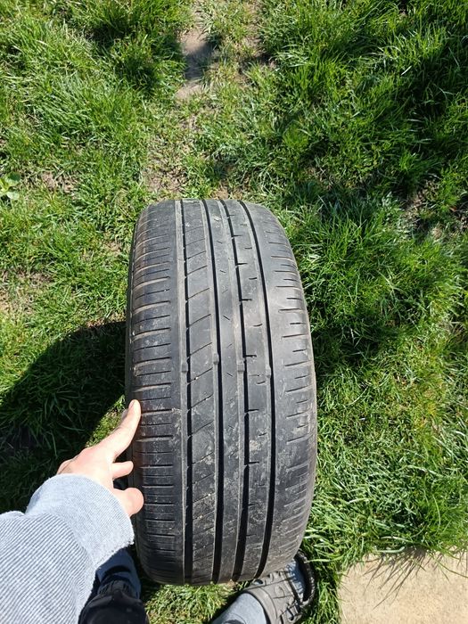 Vând 4 cauciucuri de vara