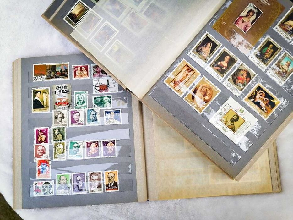 Марки коллекционные. 2 Альбома