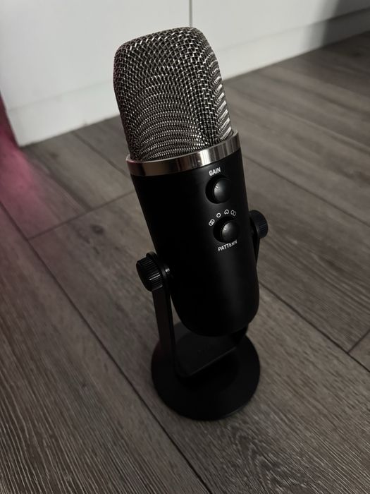 микрофон Behringer C-1U