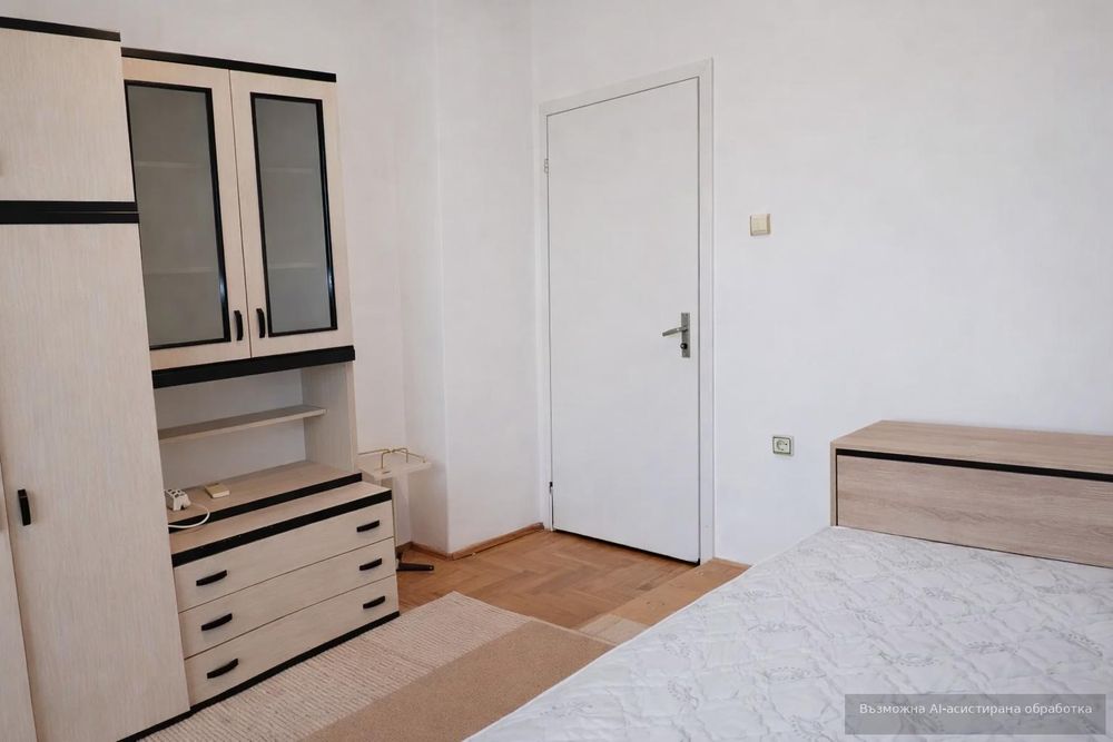 Тристаен апартамент, под наем, Център