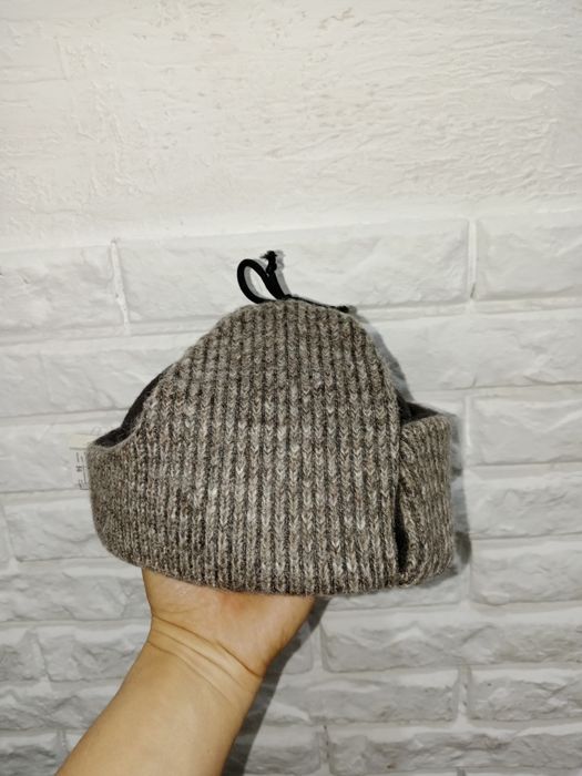 Продам шапку ушанку шерстьтенои новы