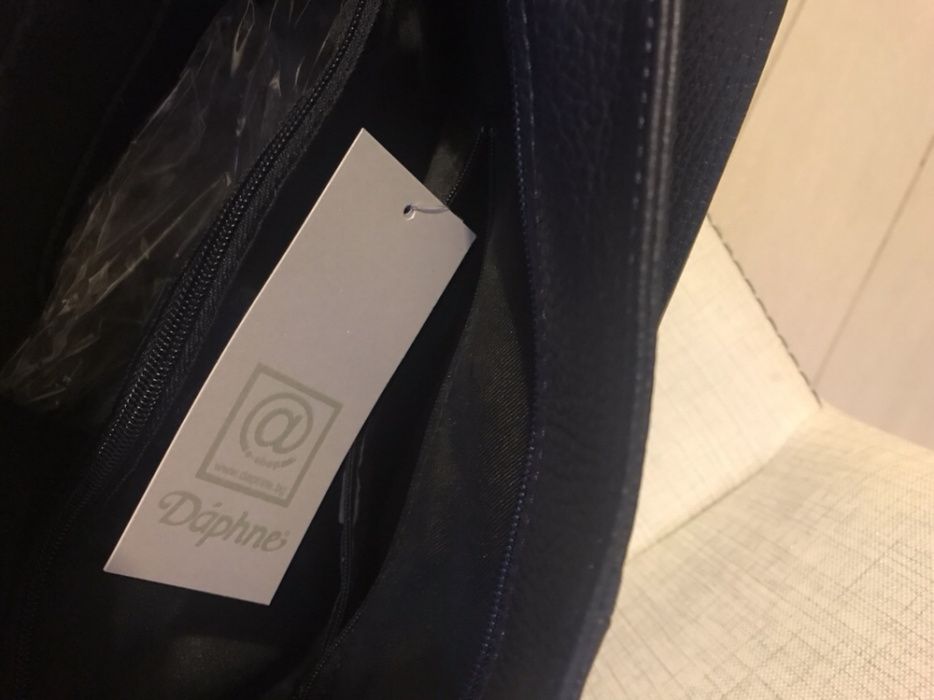 Дамска чанта от естествена кожа Daphne