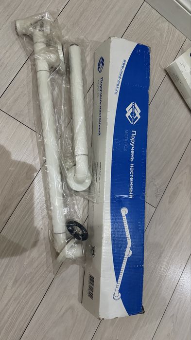 Для инавалидов поручень