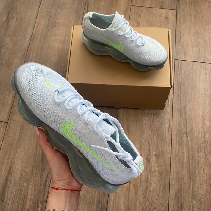 Nike Scorpion - 43 номер - Петно