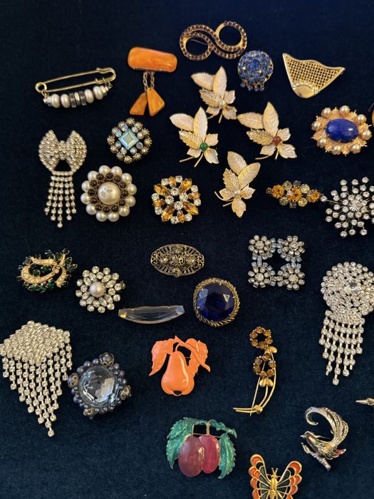 Винтаж и антик брошки