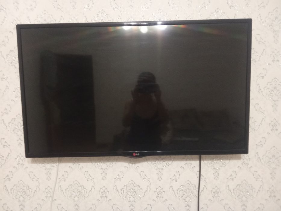 Продам телевизор LG