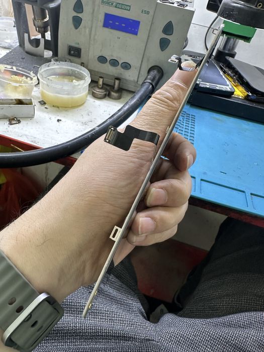 Iphone16 pro max дисплей оргинал снияты