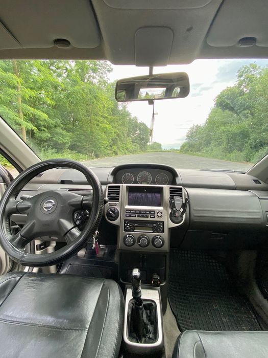 nissan x-trail 2004