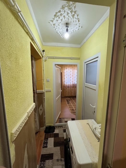 Vand apartament urgent!