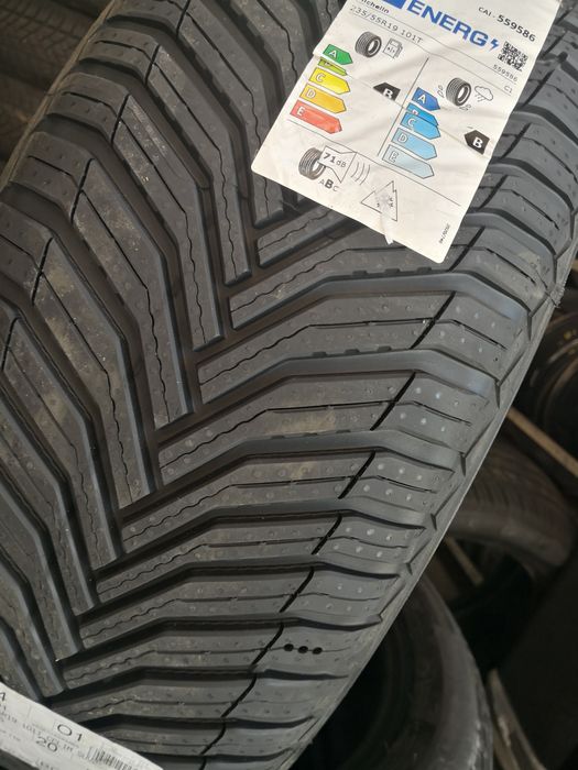 235 55 19 цола гуми нови Michelin crossclimate dot 26