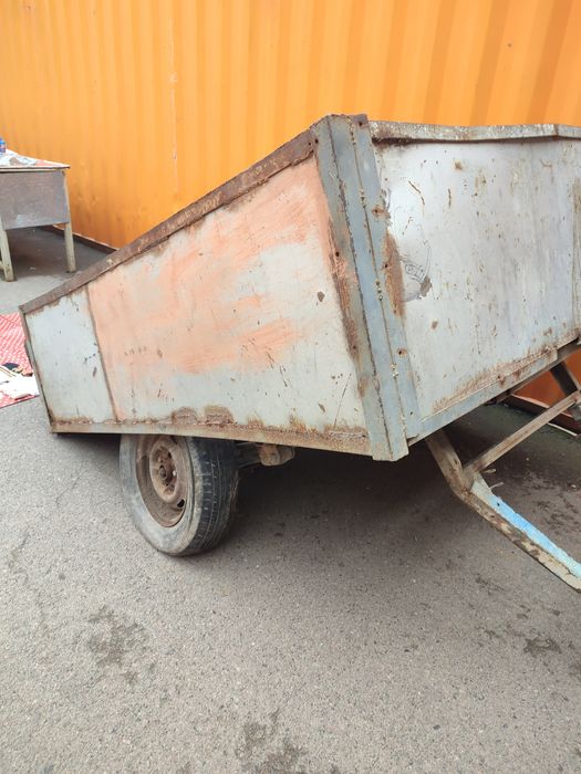 Легковой автомобильный