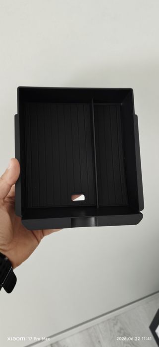 Organizator Consola centrala Tesla Model Y Juniper 2025+