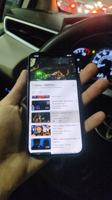 Продам айфон 12 iPhone 12