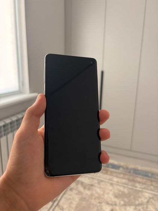 Самсунг s10 икран жасамайды