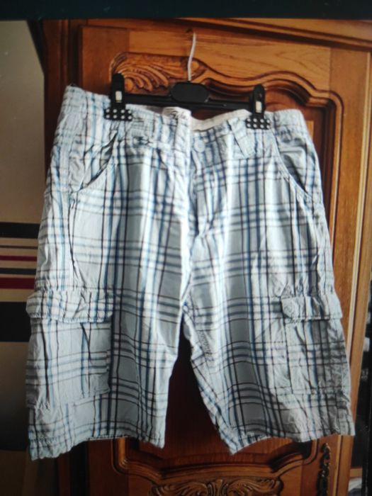 Pantaloni scurți de vară, modele diferite, mărimi diferite, culori dif