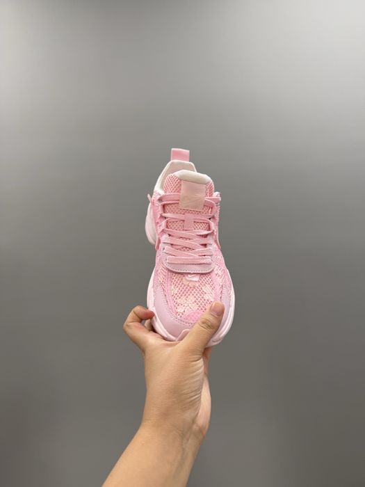 Nike V2K Run Pink Foam Arctic Pink