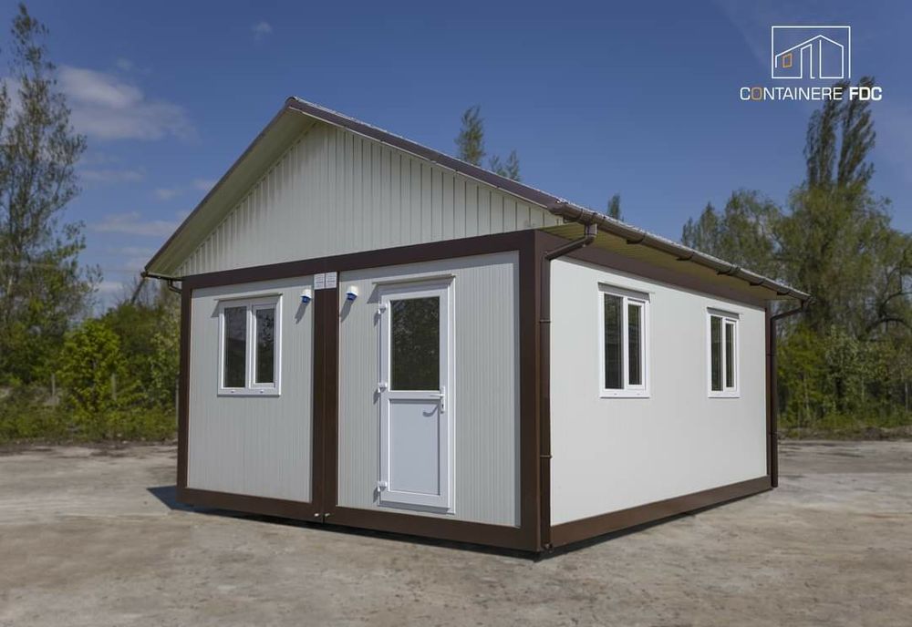 Casa modulare pe structura metalica si panou sandwich termoizolant