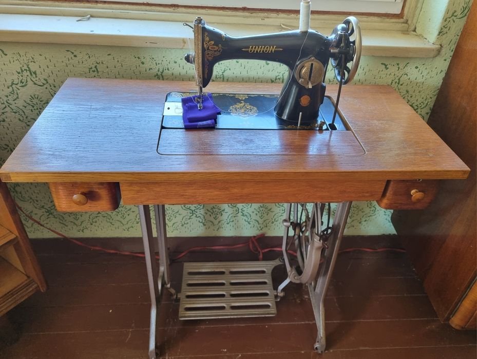 Руска шевна машини Union