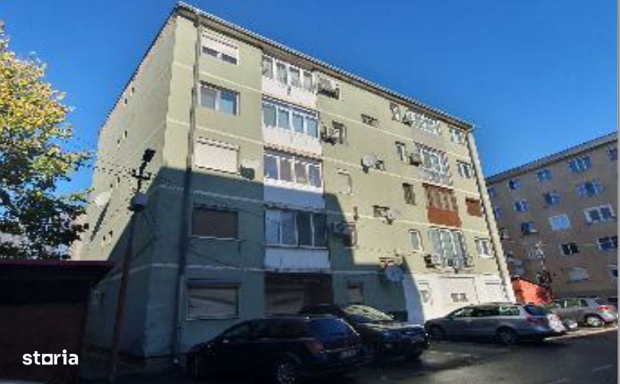 Apartament 3 camere, Loc. Lipova, jud. Arad,