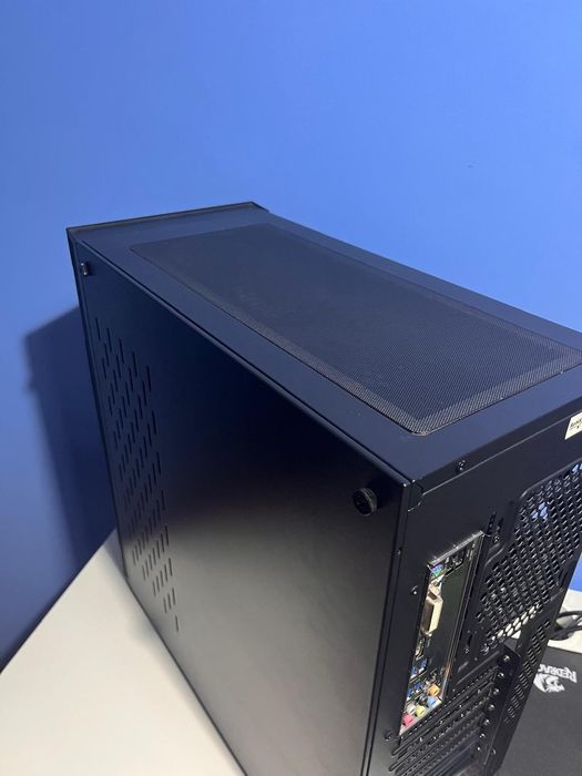 PC Gaming / RTX 4060 / i7 / 1.25TB