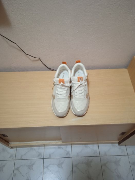 Дамски маратонки