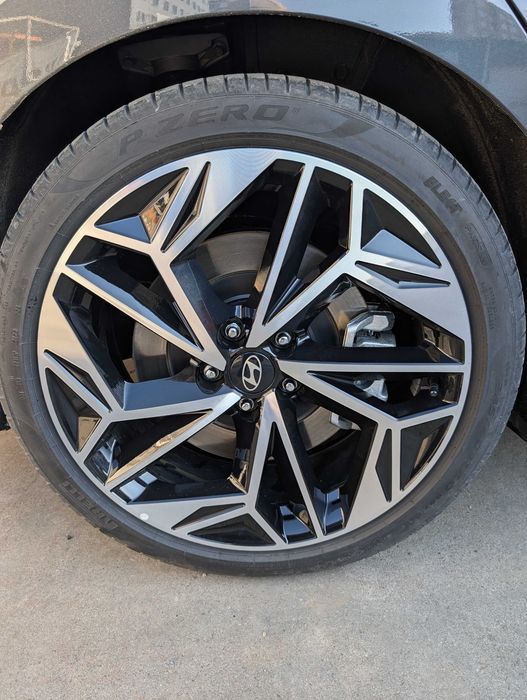 Jante R20 si anvelope de vara 245 pe 40 R20 Hyundai Ioniq6