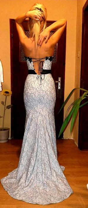 Официална Рокля -