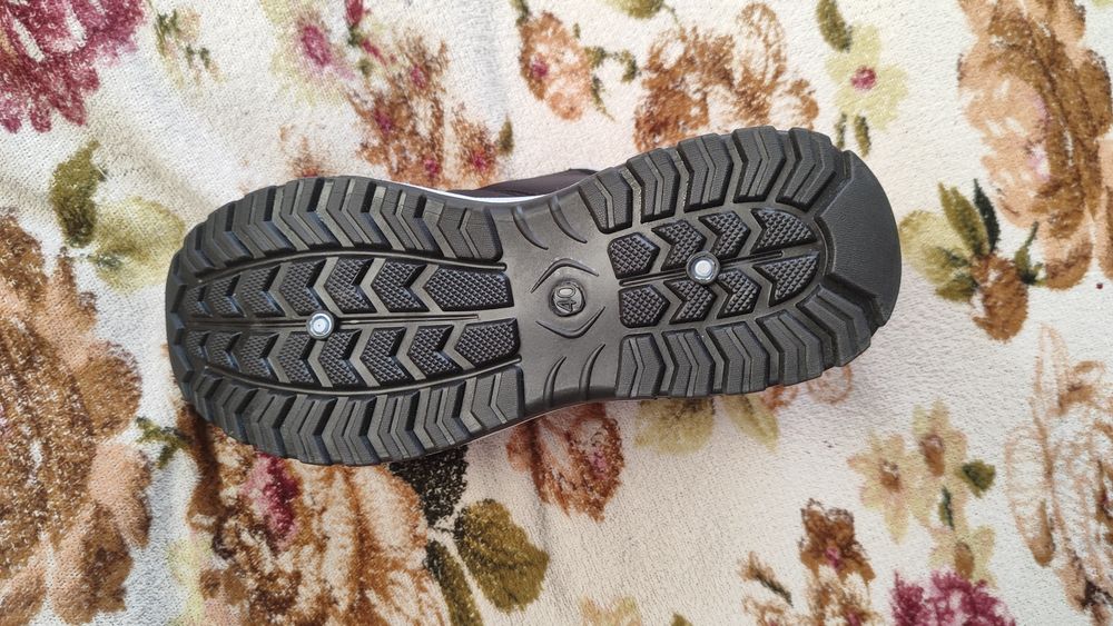 Зимние кроссовки