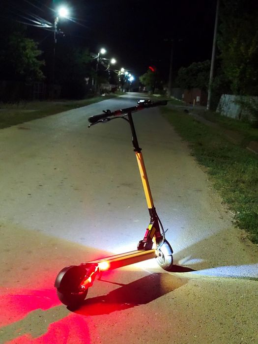 Vând Motus 8.5 lite pro aproape nou