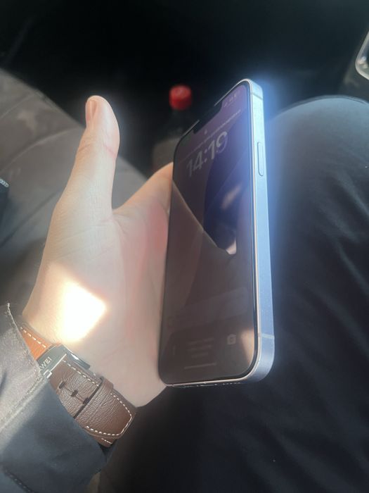 Айфон 14 в хорошем состоянии