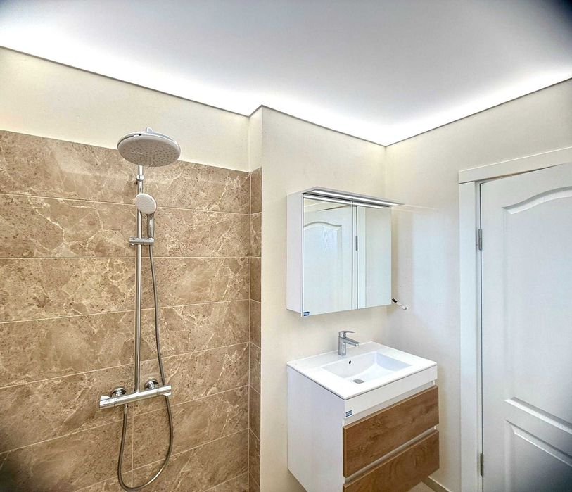 Продава се Тристаен апартамент в Велико Търново, Акация - 110 кв.м за 830 €/кв.м - Снимка #1