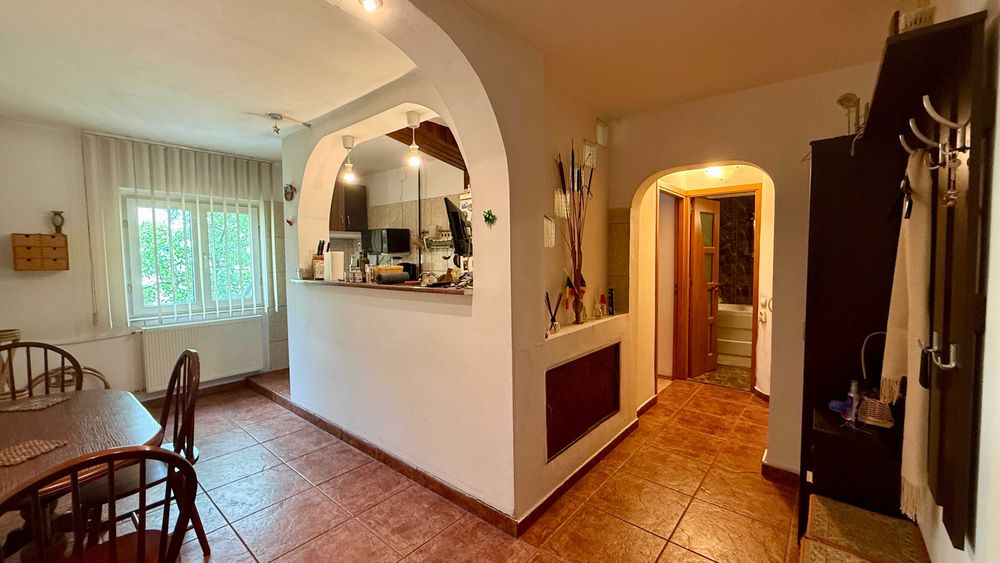Vanzare Apartament 2 camere decomandat | 56 mp | Etaj 3/4 | Rahova – zonă liniștită
