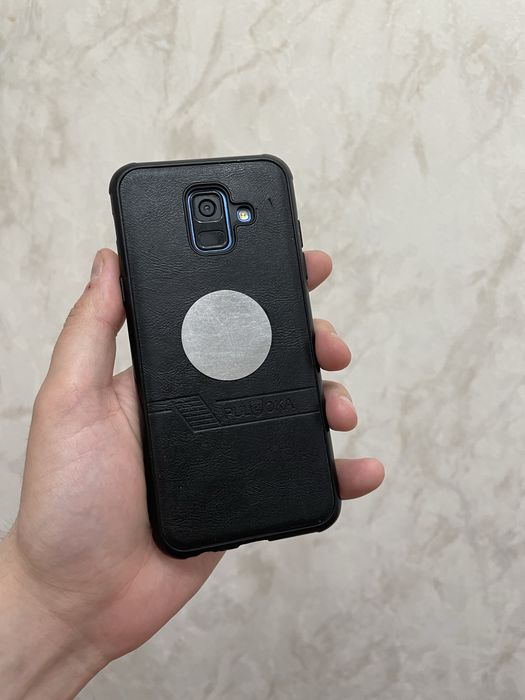 Продам Samsung A6