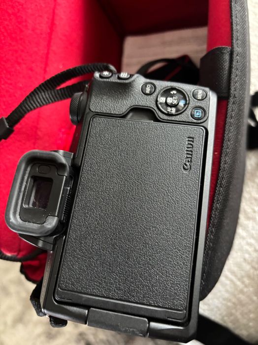 Canon EOS M50 Mark II Фотоапарат черен с чанта