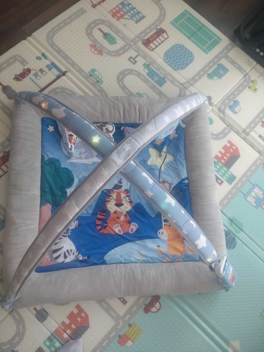 Активна гимнастика за бебе Chipolino