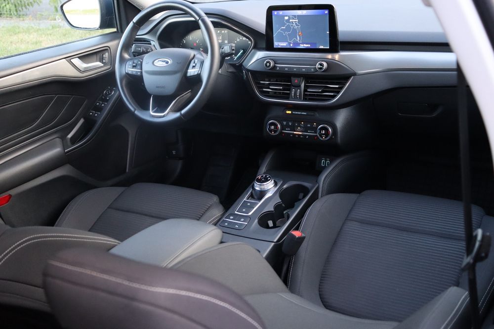 Ford Focus Titanium!Full led!