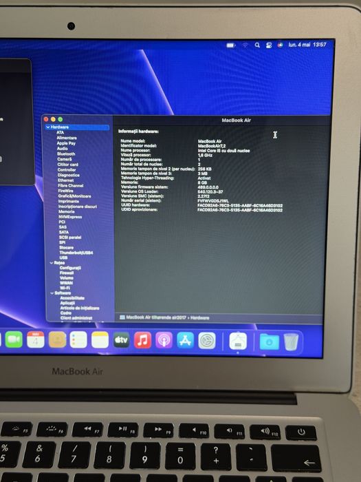 Macbook Air 13,3 inch impecabil i5 | 8GB RAM| SSD