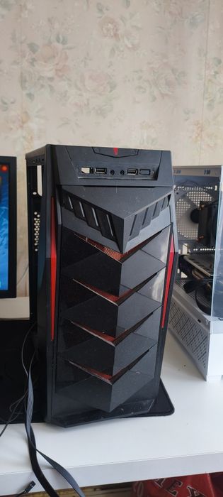 Корпус для компьютера