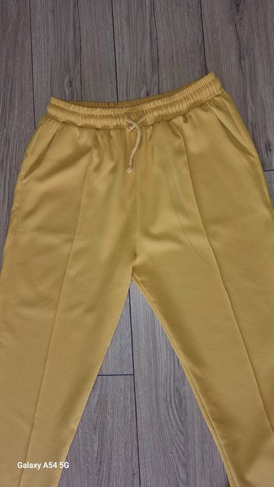 Дамски сиви дънки.