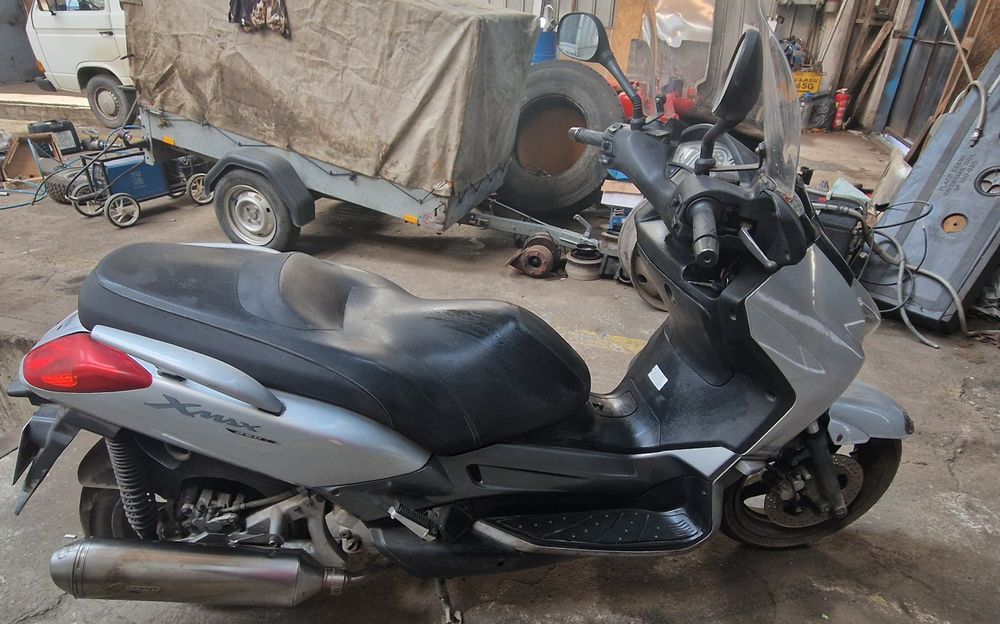 Скутер Honda Yamaha YP