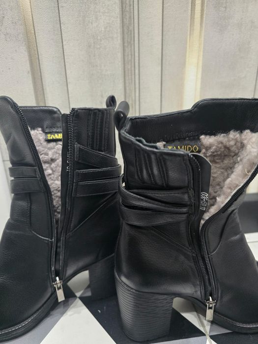 Продам зимние сапоги