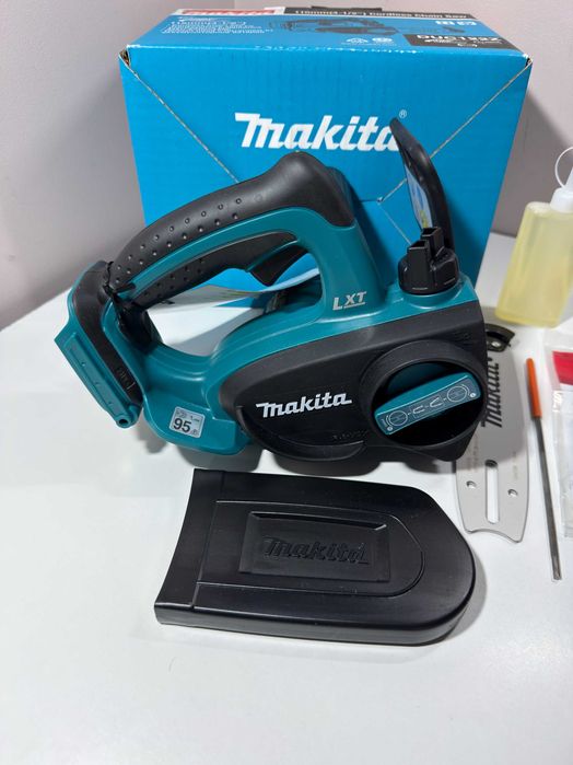 Makita DUC122Z fierestrau cu lant / Drujba Made in Japan