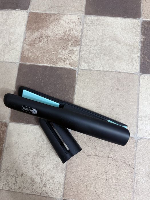 Mini placa pentru par