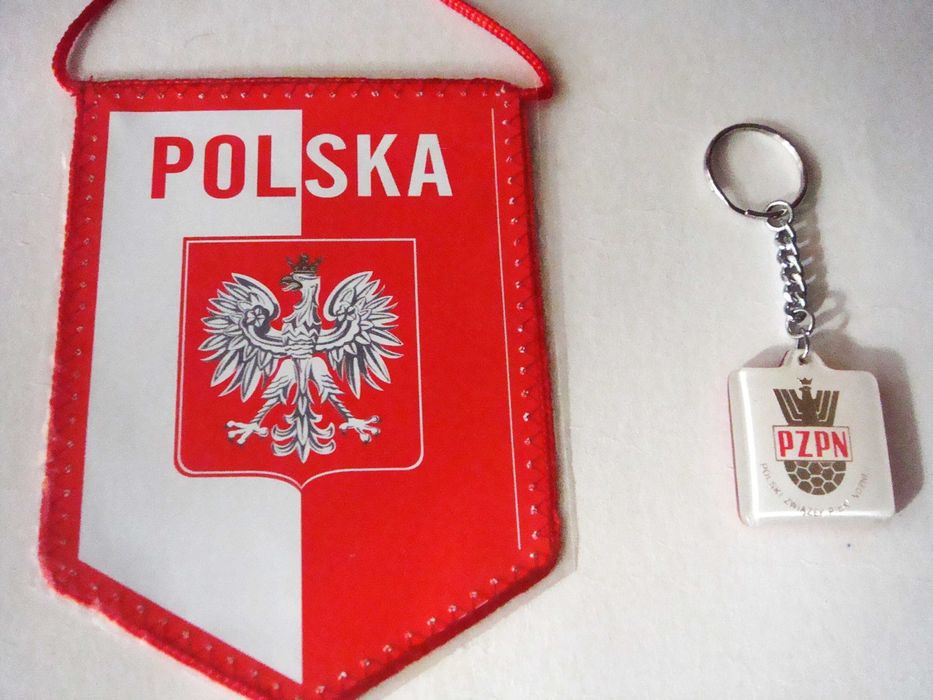 Лот фен артикули от футболни федерации