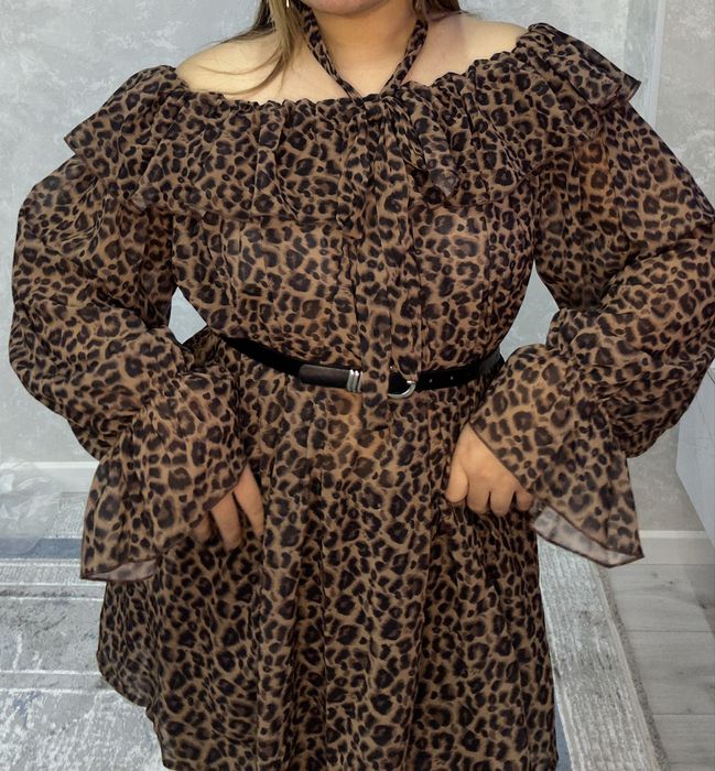 Блузка и джинсы