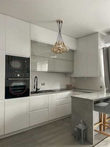 vand apartament 3 camere