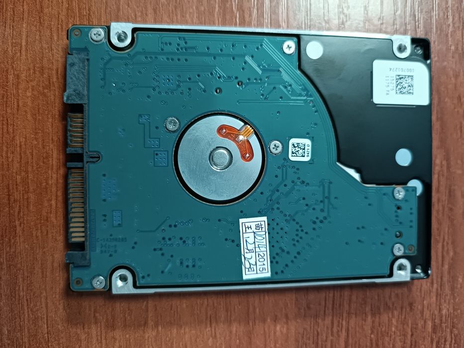 Продам hhd жесикий диск 6000