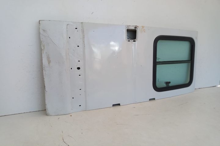 Usa dreapat spate cu geam Renault Master a 2-a generatie (facelift) s