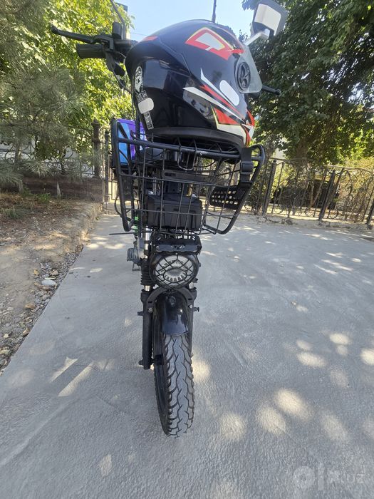 Evillo moped edial